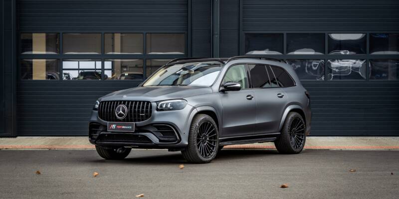 Instalace bodykitu a změna barvy Mercedes-Benz GLS